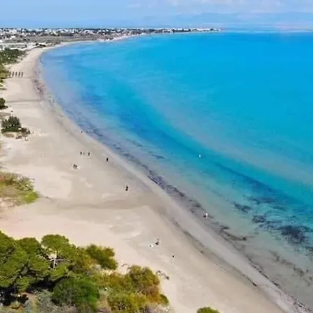 Legacy Lux By The Airport & Beach *