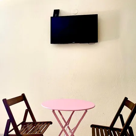 Apartment Legacy Lux By The Airport & Beach